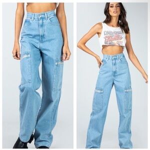 Levi’s High Loose Cargo jeans size 27